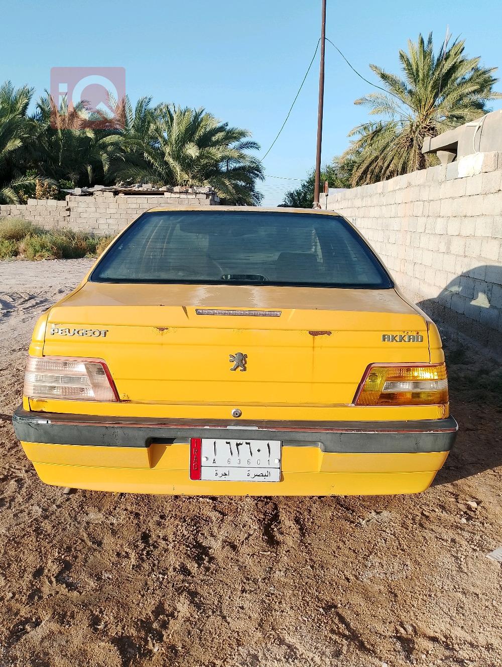 Peugeot 405